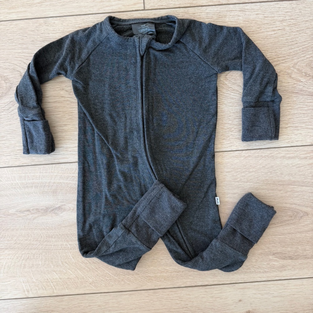 Little Sleepies Charcoal Zippy, Heavyweight Material 3-6m